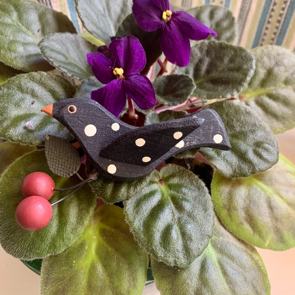 Rare Vintage 70's Painted Black Polka Dot Bird & Cherries Brooch - Handmade - Picture 7 of 9